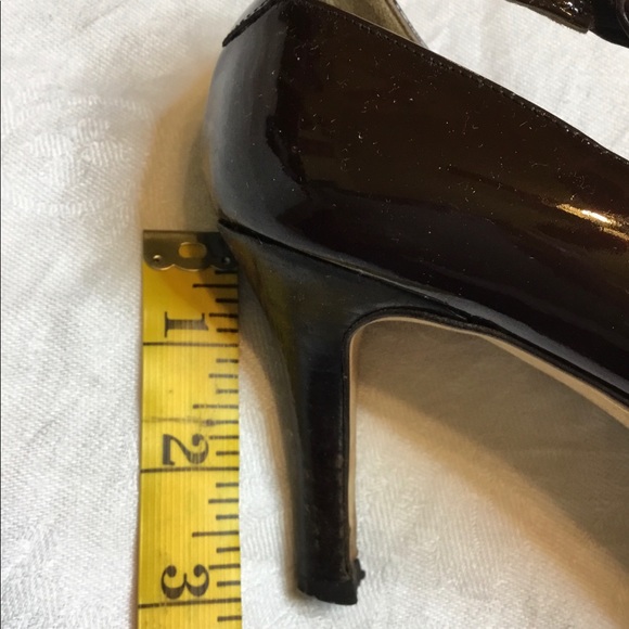 Anne Klein 9M Brown Leather Ankle Wrap Pumps EUC - Picture 2 of 8